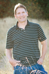 Oregon writer Bob Welch will be part of the Robson Library’s 70th anniversary of D-Day event. Welch is a well-known Oregon author.