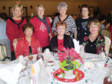 Enjoying the Lady Putters’ Christmas luncheon are left to right front row Judy Hester, Colleen Hendrickson and Pam Hansen; back row left to right are Linda Raphael, Pat Camp, Carol Stagger and Laurie Lombardo