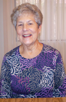 Jo Bryant, Lady Putter’s Vice President. Jo is a longtime Cottonwood resident and Lady Putters member.