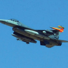 F-16; photo by Allan Levy.